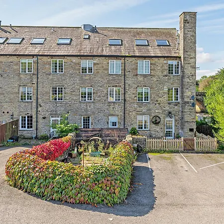Apartament Anley-bridge End Mill Settle